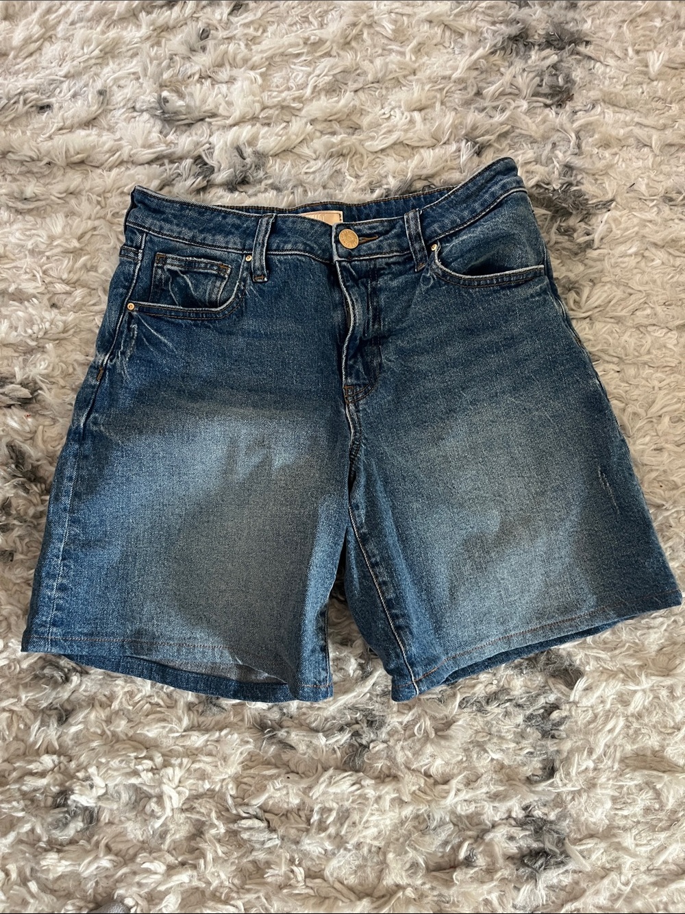 Kut from the Kloth Women’s Hailey Bermuda shorts